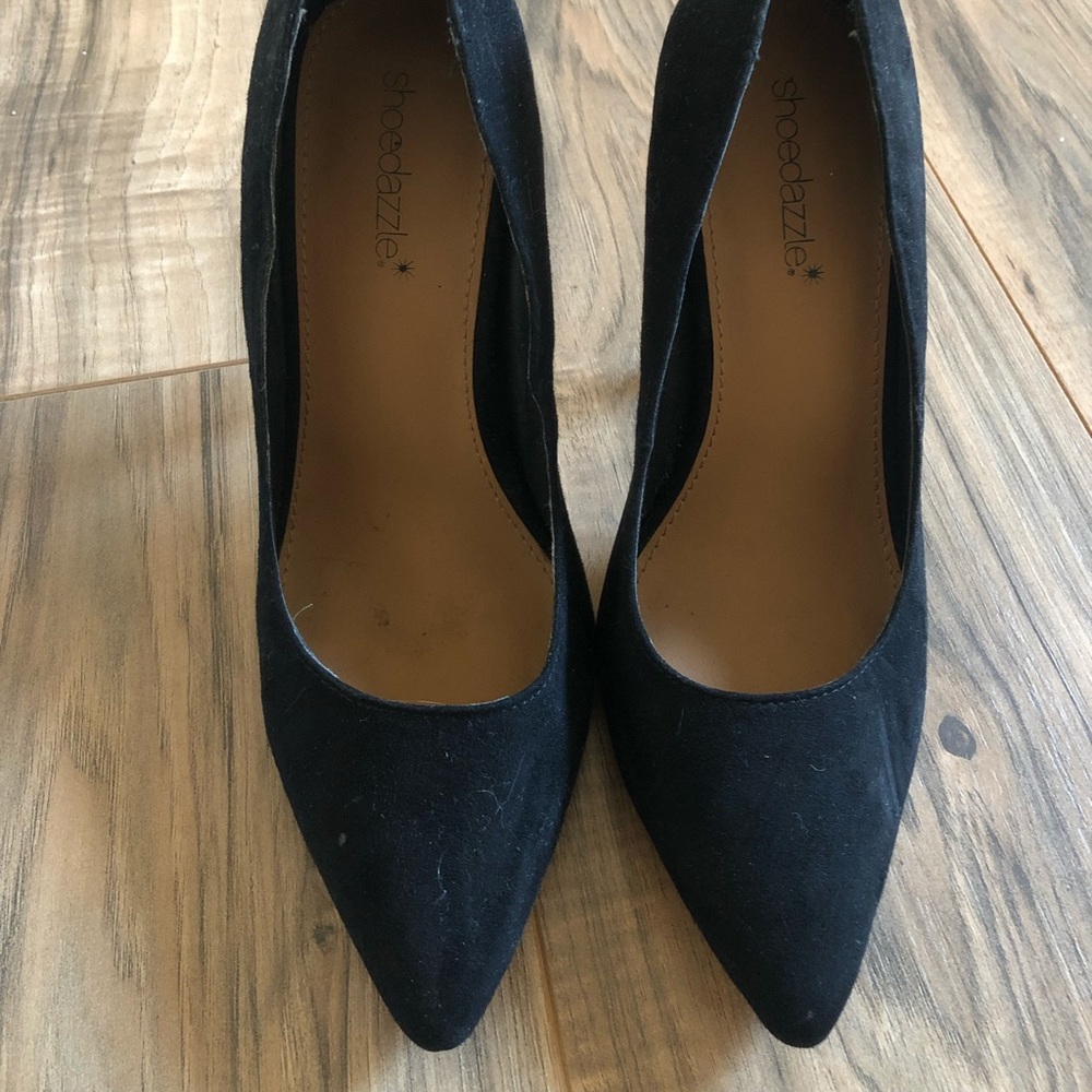 shoedazzle black pointy heels